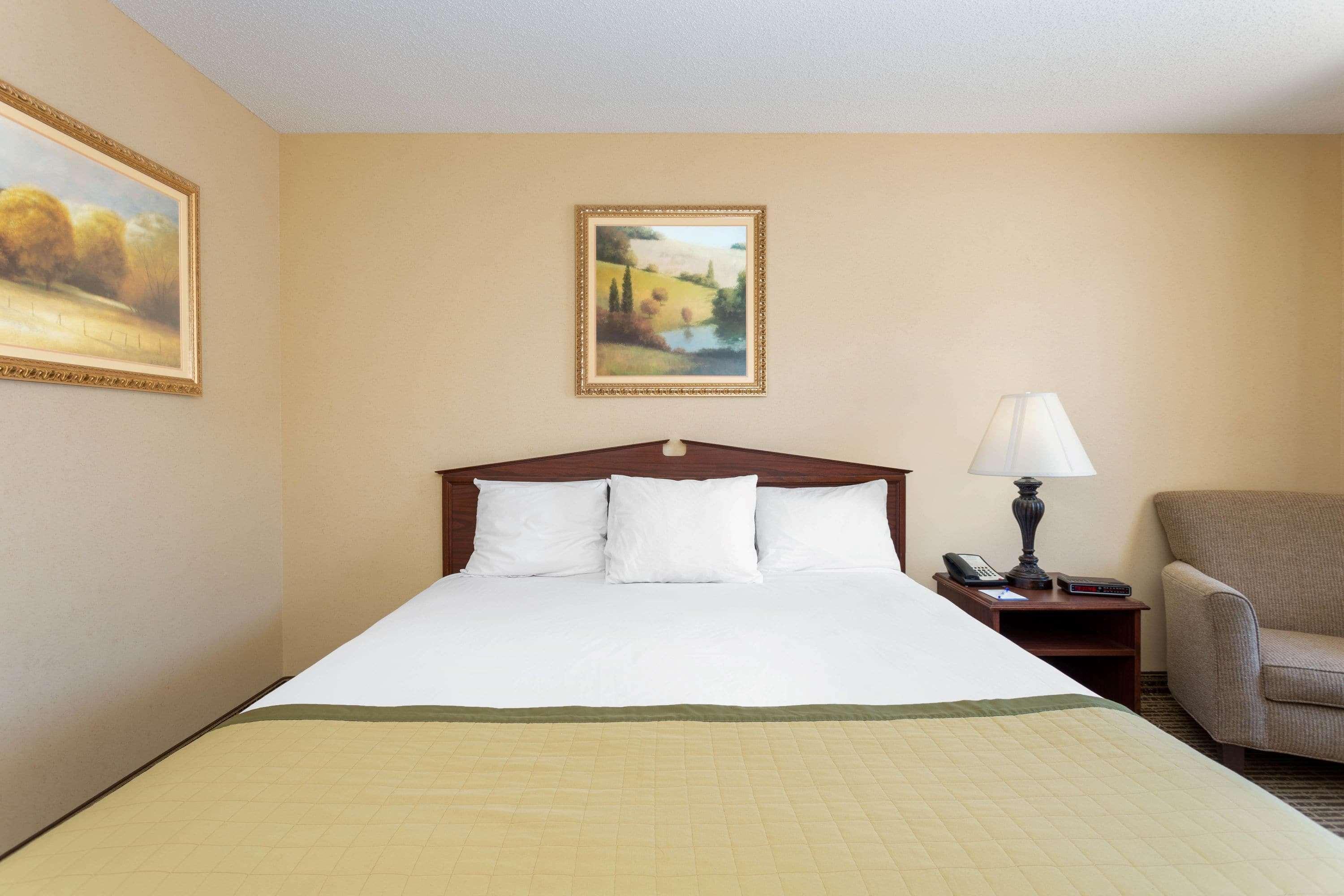 Baymont By Wyndham Easley/Greenville Ngoại thất bức ảnh